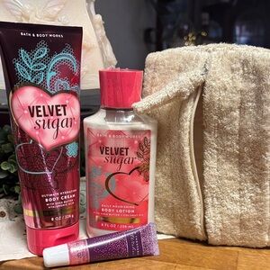 Bath & Body Works Velvet Sugar Collection with makeup bag & lipgloss